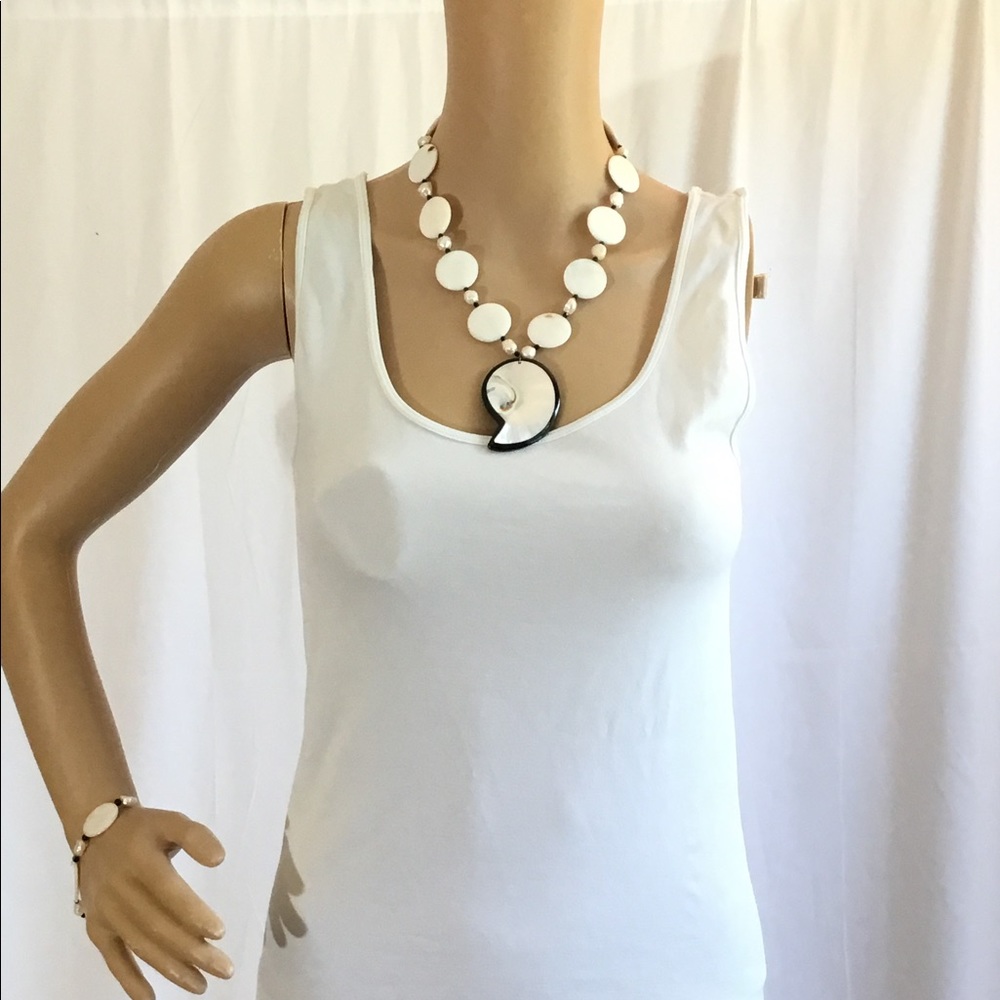 Mother Of Pearl Design Necklace and Bracelet Set Handmade With Love By M…